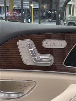 مێرسێدس بێنز GLS